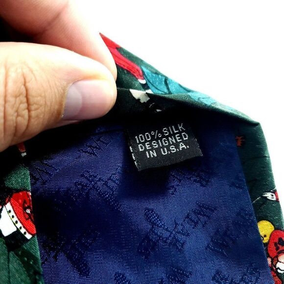 Win Lose Or Tie Limited Edition Green Football Jacquard Print‎ Wide Silk Tie - Picture 4 of 6